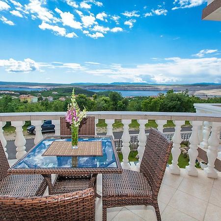 Apartments Villa Americana ヤドラニヴォ 部屋 写真