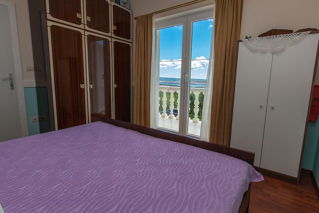 Apartments Villa Americana ヤドラニヴォ 部屋 写真