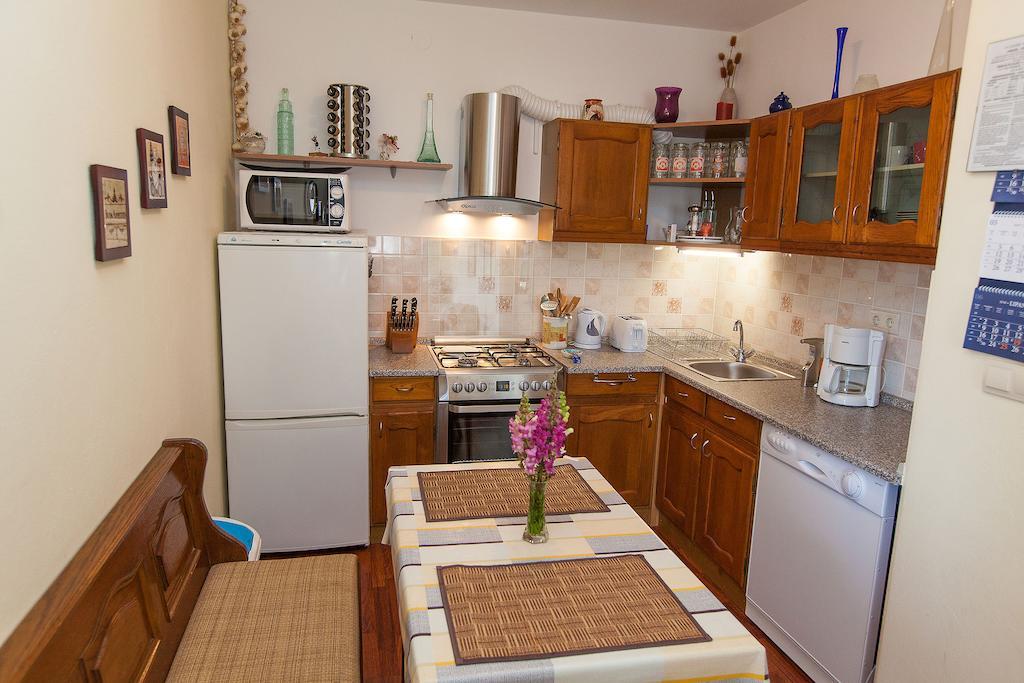 Apartments Villa Americana ヤドラニヴォ 部屋 写真